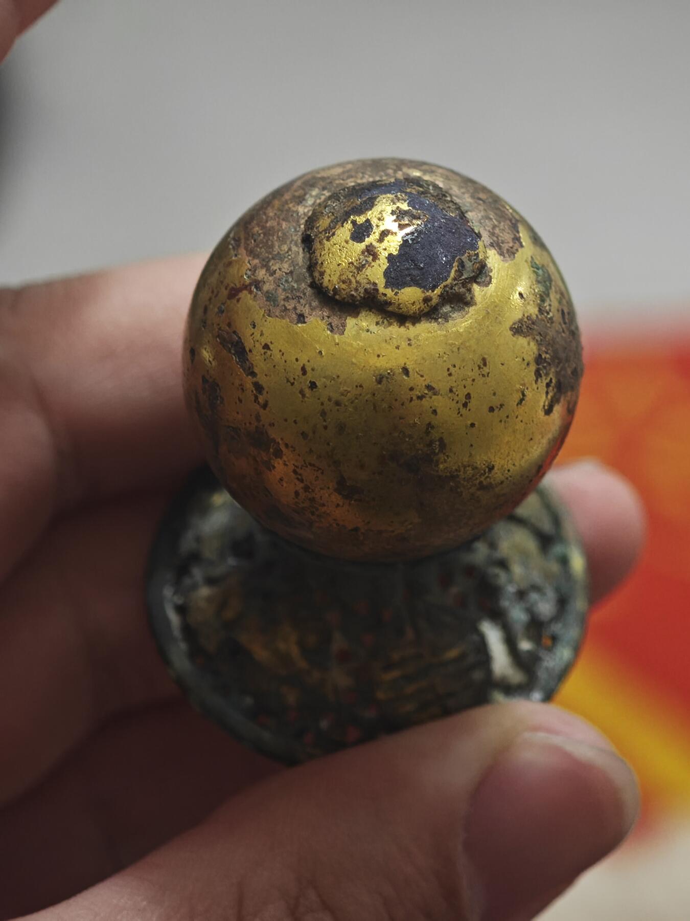 橙子收藏第五期 清代官员铜鎏金福寿纹镂空帽顶 ，是清代冠服制度与吉祥文化的实物见证