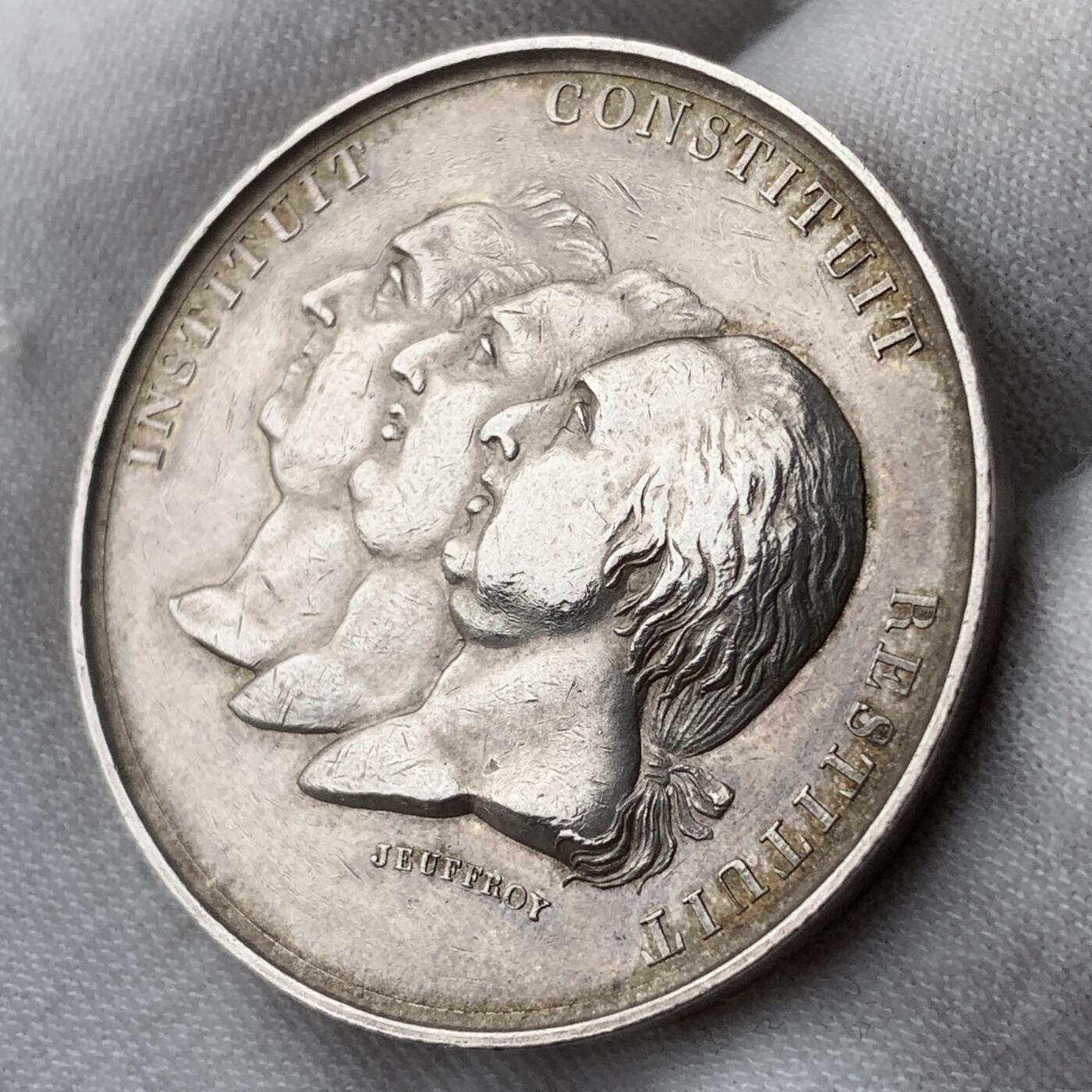 掌中浮雕-藏着的欧洲第054场 1815年法国巴黎农业协会银章，37mm，24.3g，光边无边铭