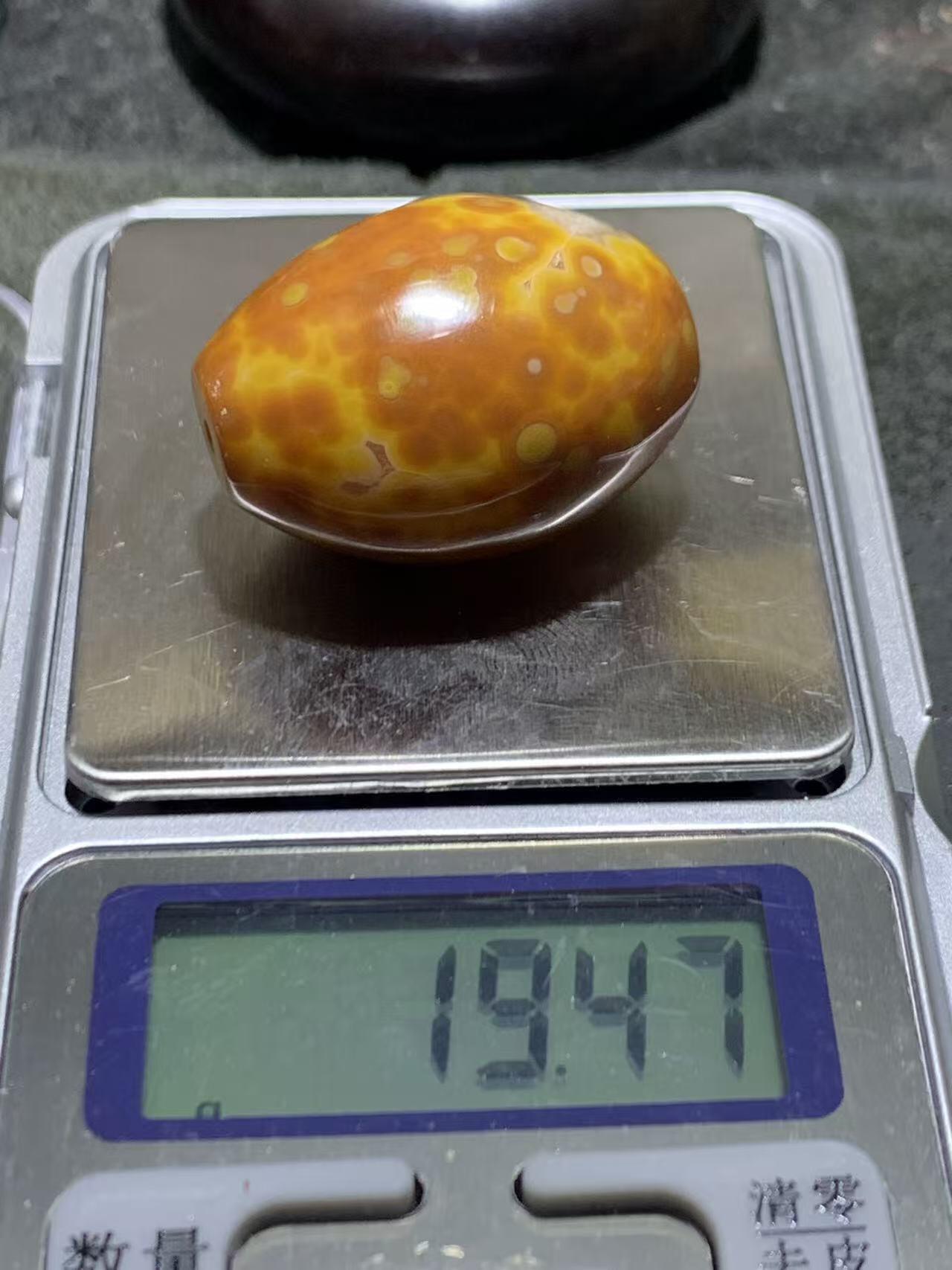 精美冰飘心天眼纹战国红玛瑙桶珠一颗！