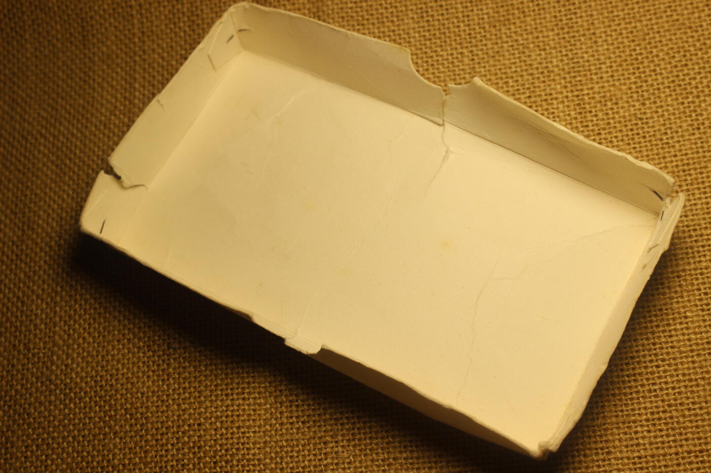 2026.3.14德系主题拍卖 德三骑铁纸盒，标准尺寸，年代久远纸张略有破损