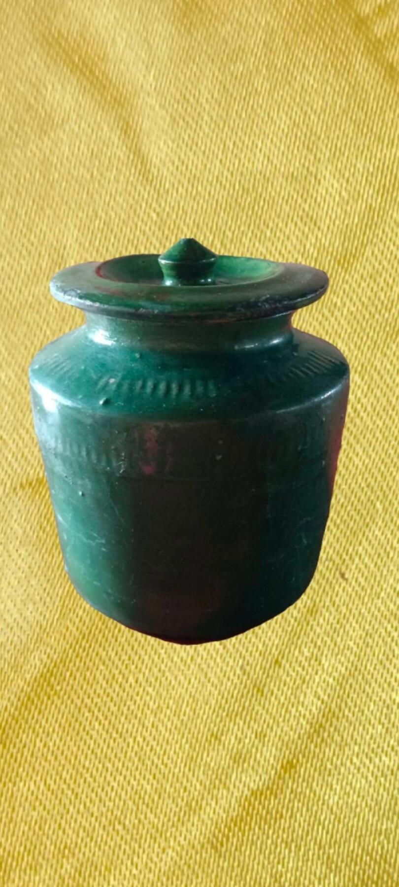 晚清绿釉盖罐子