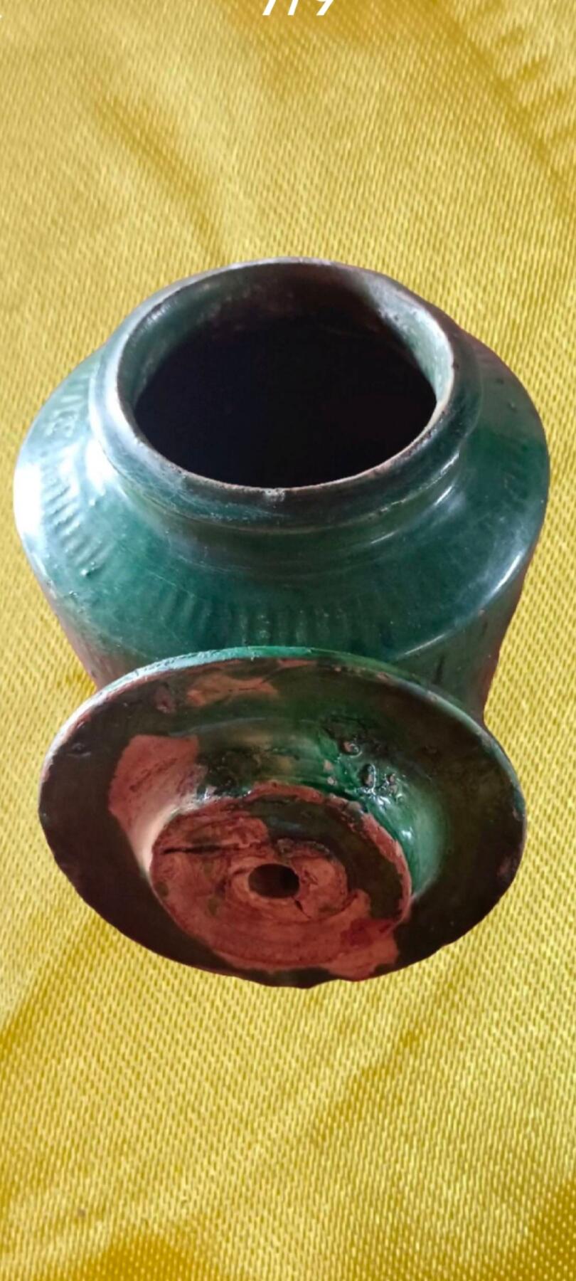 晚清绿釉盖罐子