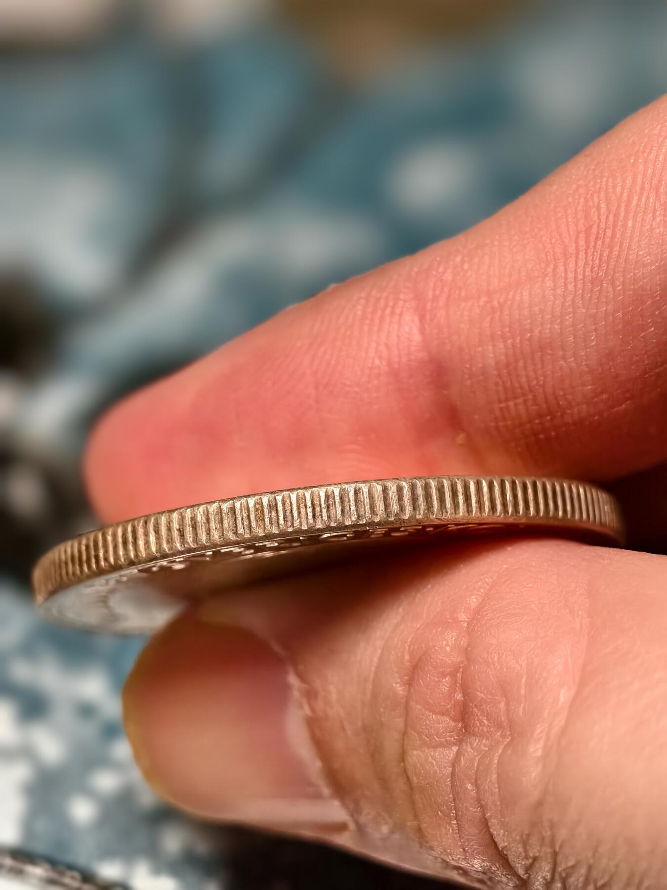 抚柳草堂-第十五期章牌钱币  奖章勋章限时免佣 满百包邮 放漏专场 1935瑞典议会500周年5克朗纪念银币 高银25.2g 原光近未流通美品 古斯塔夫五世头像瑞典议会是世界上现存最古老的议会之一