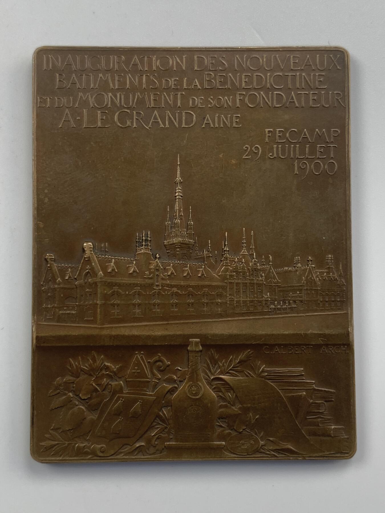 掌中浮雕-藏着的欧洲第054场 1900年法国“费坎普的本笃会”纪念章  ， 69 X 53mm，少见品种