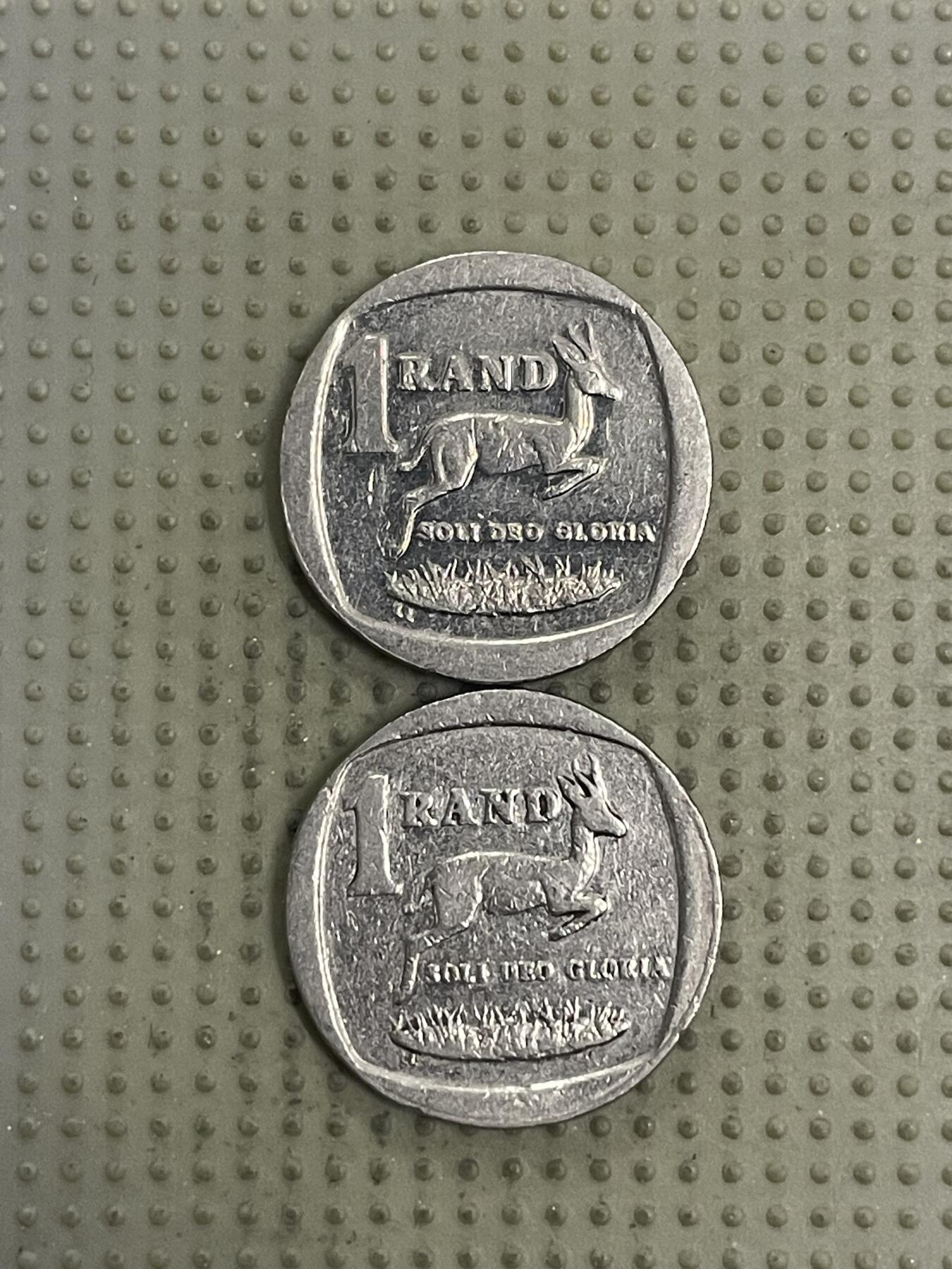 2026年第32场各国散币拍卖（总第182场） 南非1兰特2枚