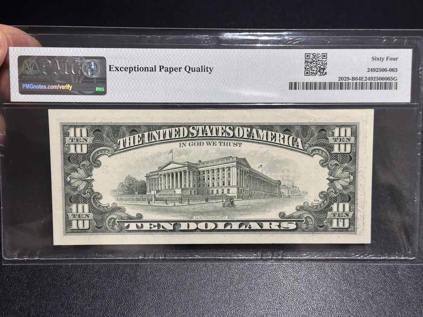 《外钞收藏家》第六百一十六期（精品场）（长期征集拍品、欢迎藏友们联系合作） 1990年美国小头版10美元 PMG64 无47