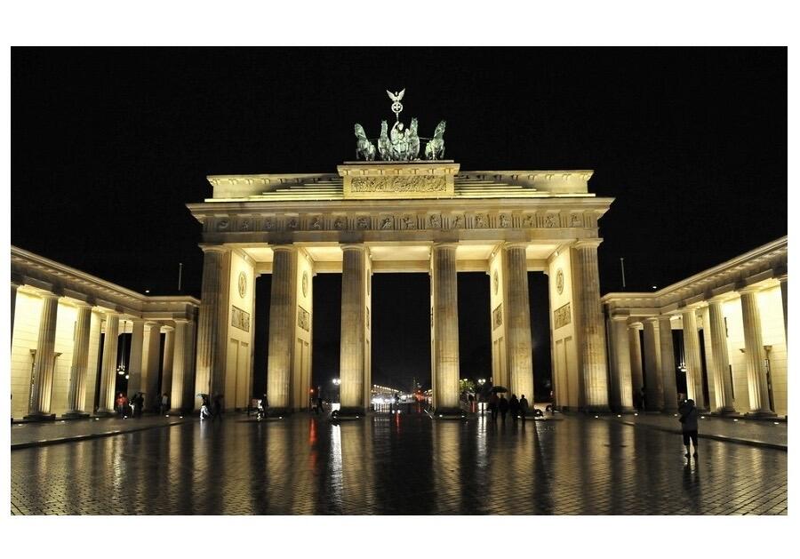 【旋风钱币】3月14日19:00准时开拍 精美欧洲币章、银币银章、第三帝国钱币等 全场包邮！ 德国勃兰登堡门+鹰徽+州徽 高浮雕精制大镀金章 40MM