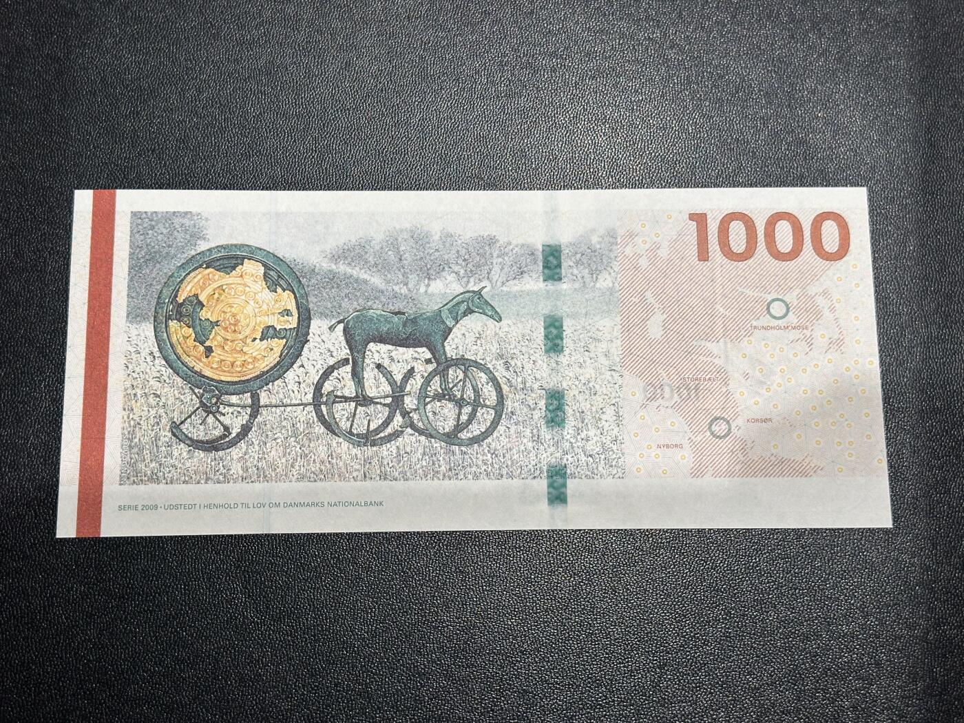 《外钞收藏家》第六百一十六期（精品场）（长期征集拍品、欢迎藏友们联系合作） 2009年丹麦桥版1000克朗 全新UNC