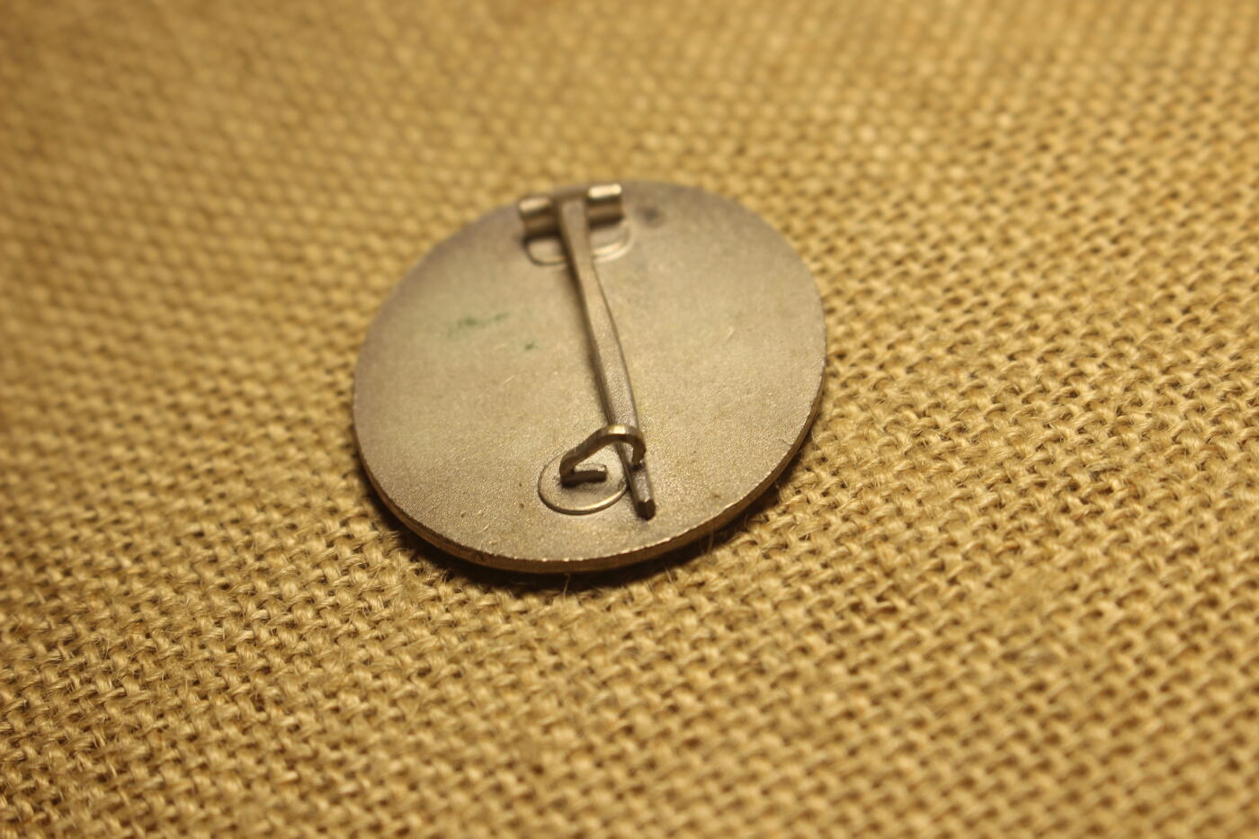 2026.3.14德系主题拍卖 【疑似战后造】德三银战伤，铜合金镀银，细节较为锐利，可能为战后原厂制造