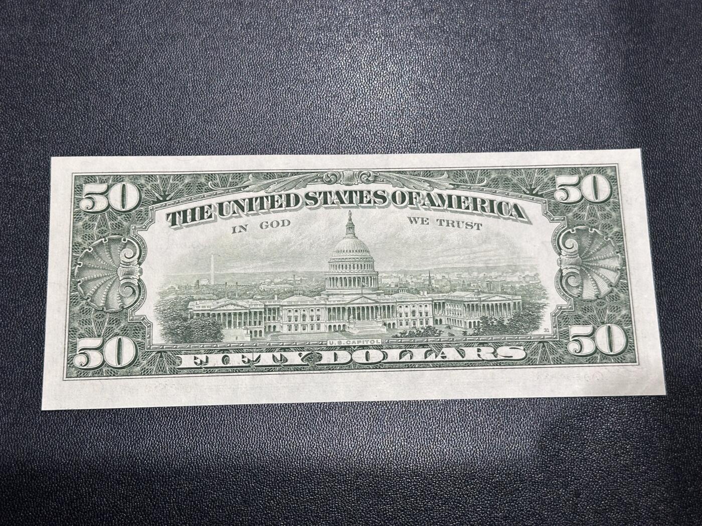 《外钞收藏家》第六百一十六期（精品场）（长期征集拍品、欢迎藏友们联系合作） 美国小头版50美元 UNC-