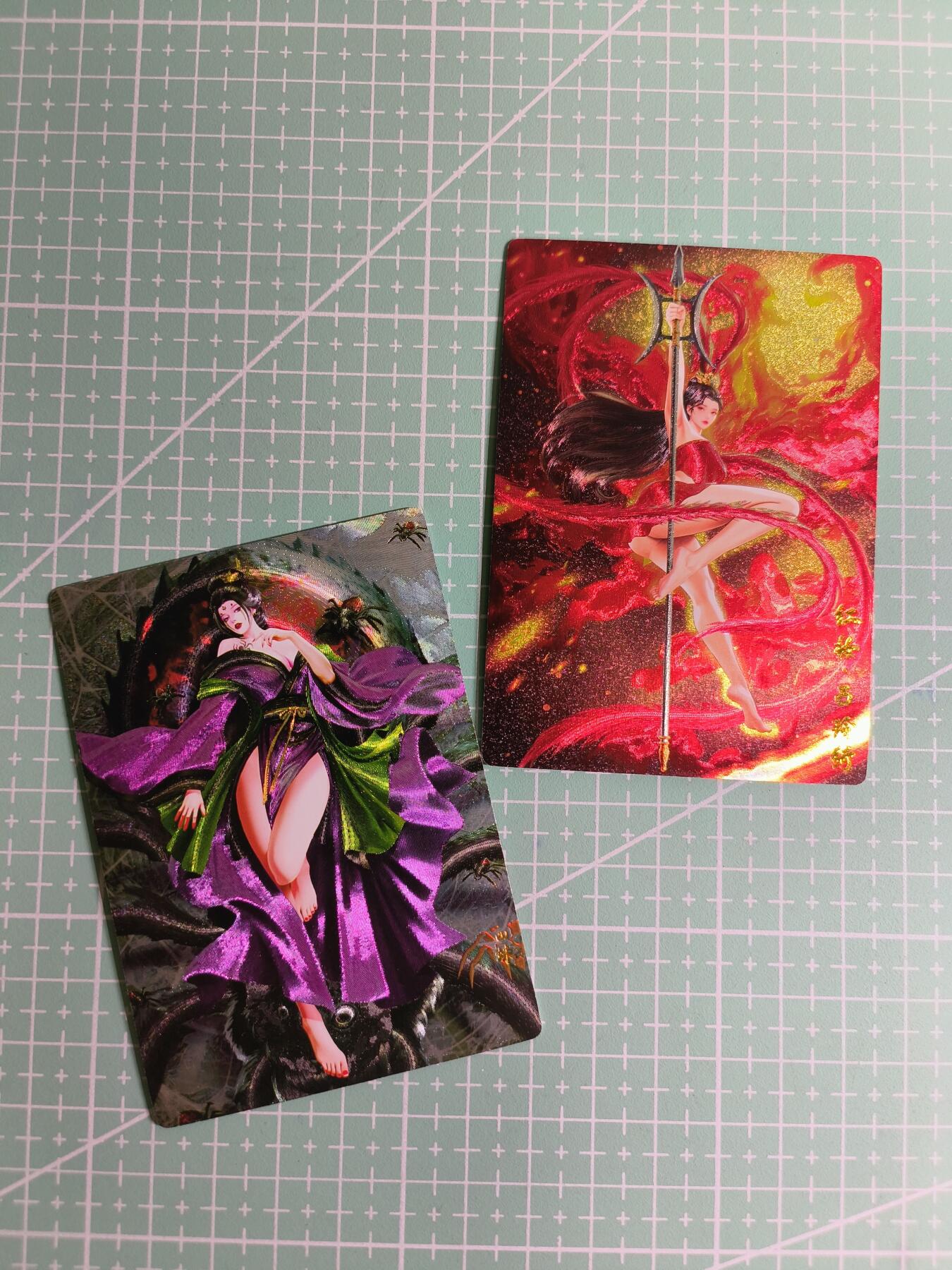 C先生卡牌 第24期  零抽层收拍品，送拍加微私聊 【粗闪】奇点卡牌—四妹&吕玲绮