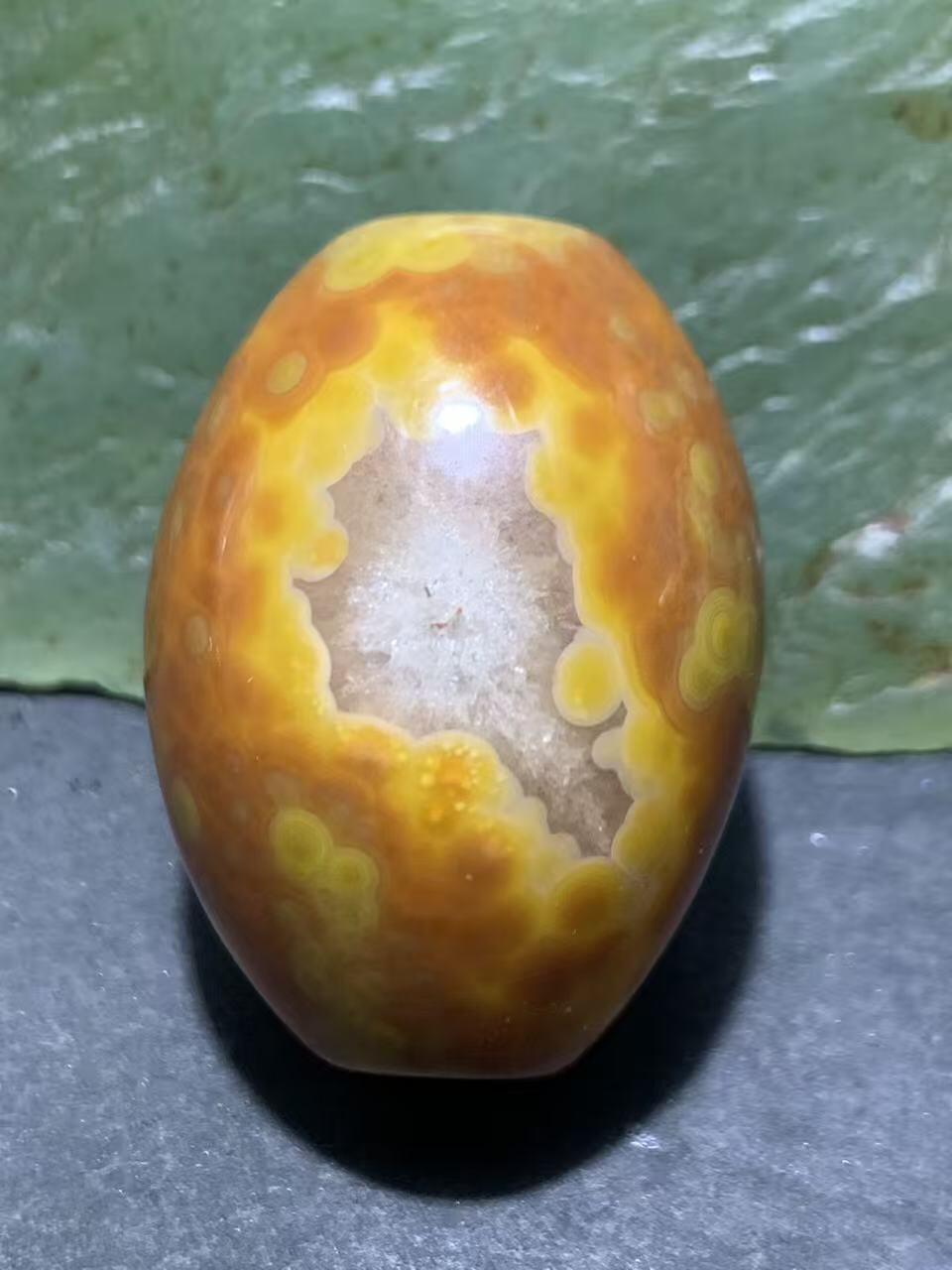 精美冰飘心天眼纹战国红玛瑙桶珠一颗！