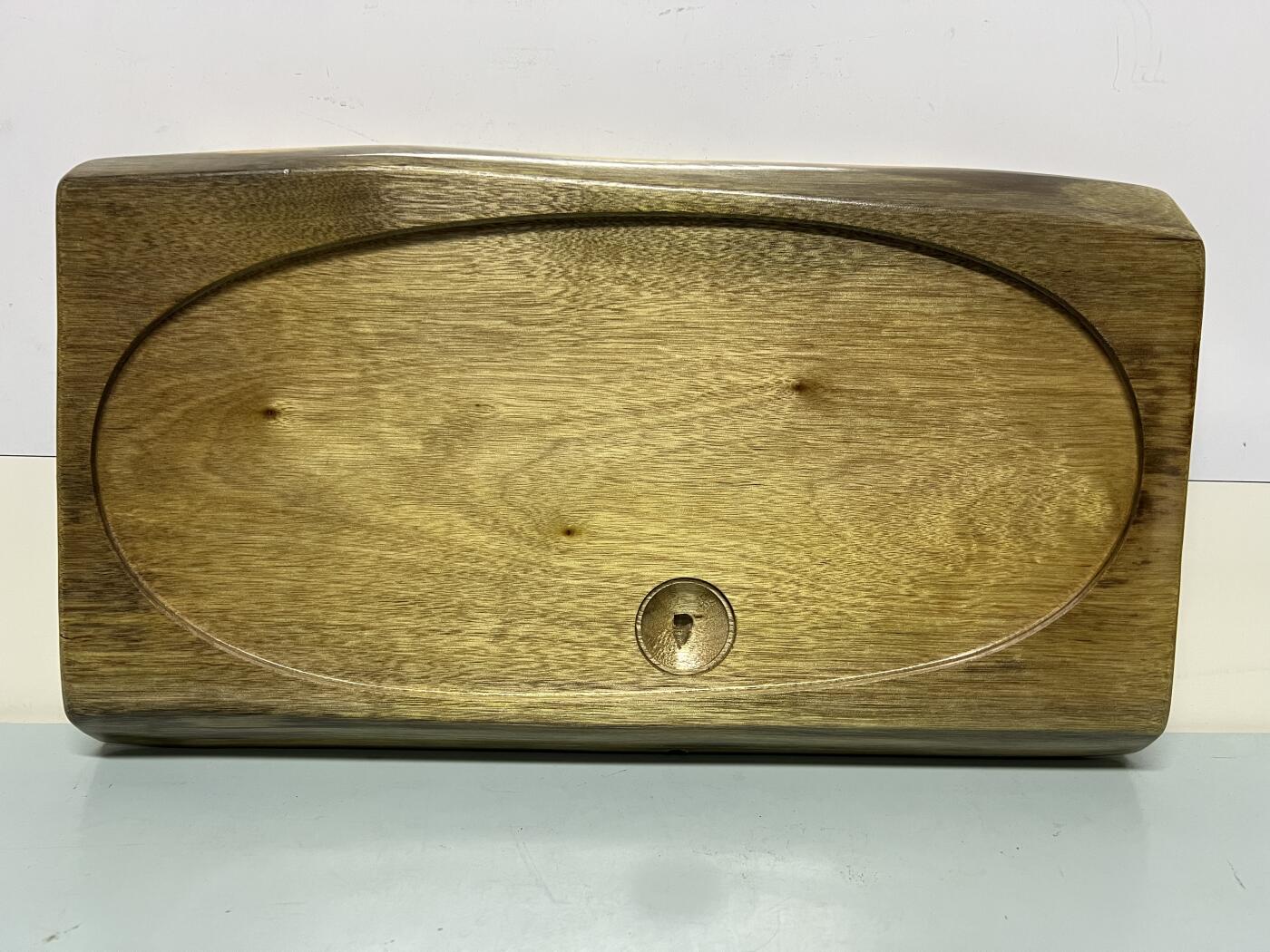 零元拍：金丝楠茶盘 金光闪闪。尺寸约：45/25.5/3.3CM。 