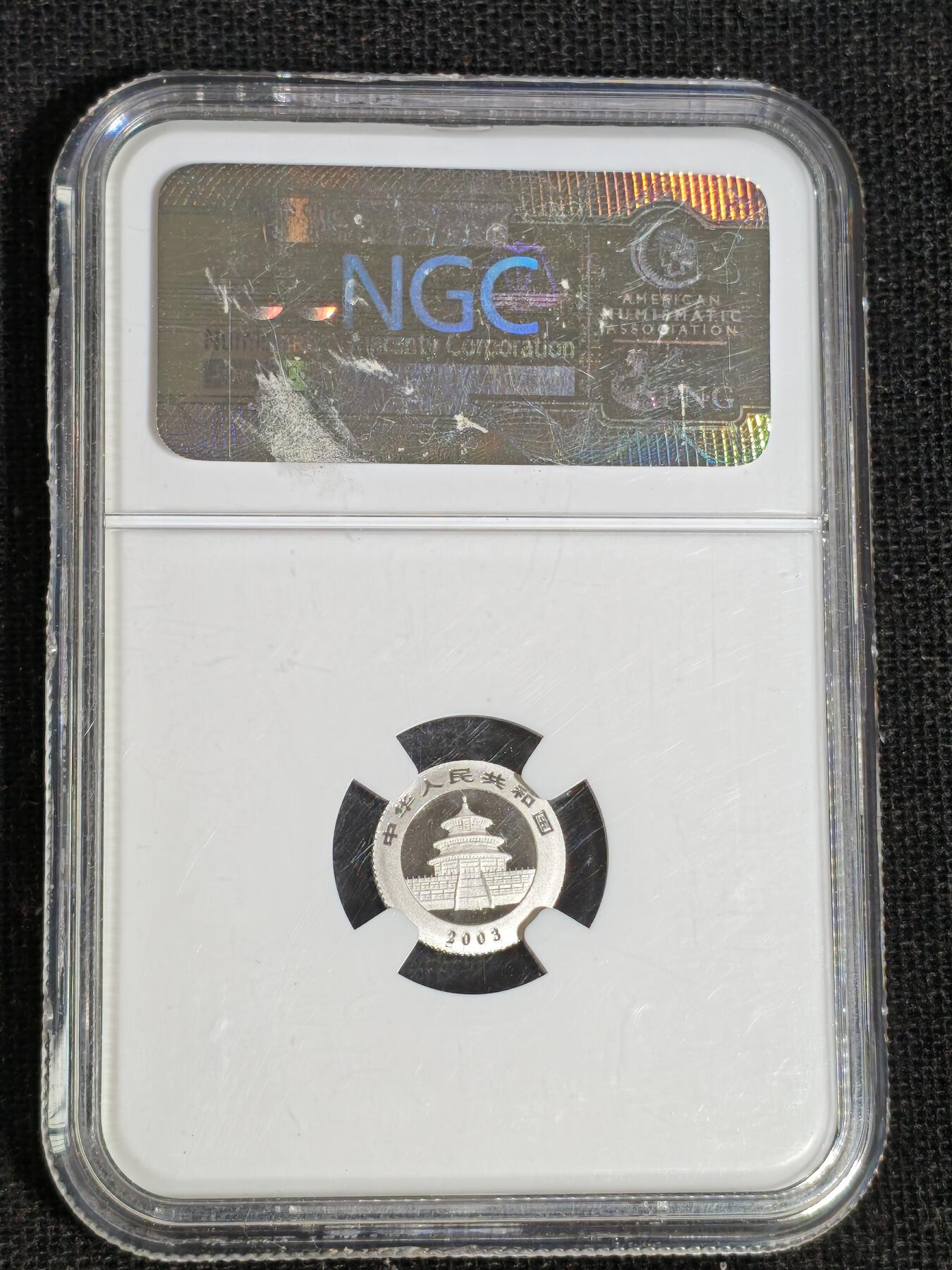 刘世昌艺术品销售中心～虎踞龙蟠*金杨在线联拍群第519期 2003年1/20盎司熊猫精制铂币（NGC   PF69UC   串号：3300103-026）1枚。