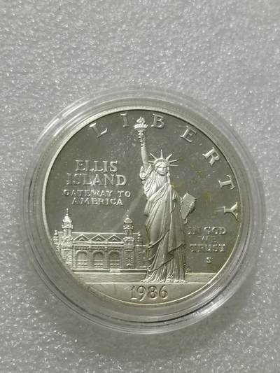 天下钱庄专场欢迎参拍 - 美国自由女神像一美元银币，26.7克900银