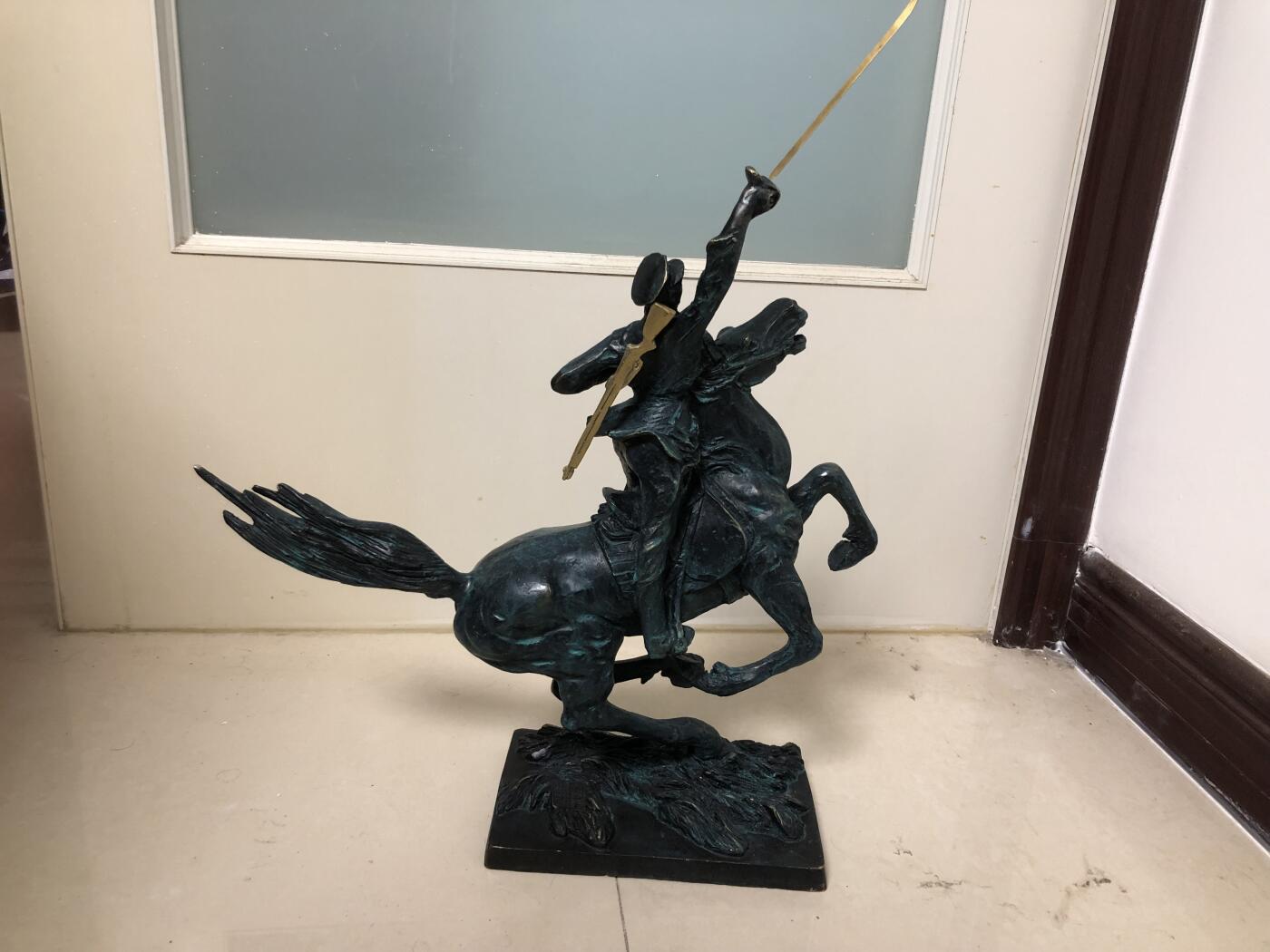 骑兵纪念巴忠文作品