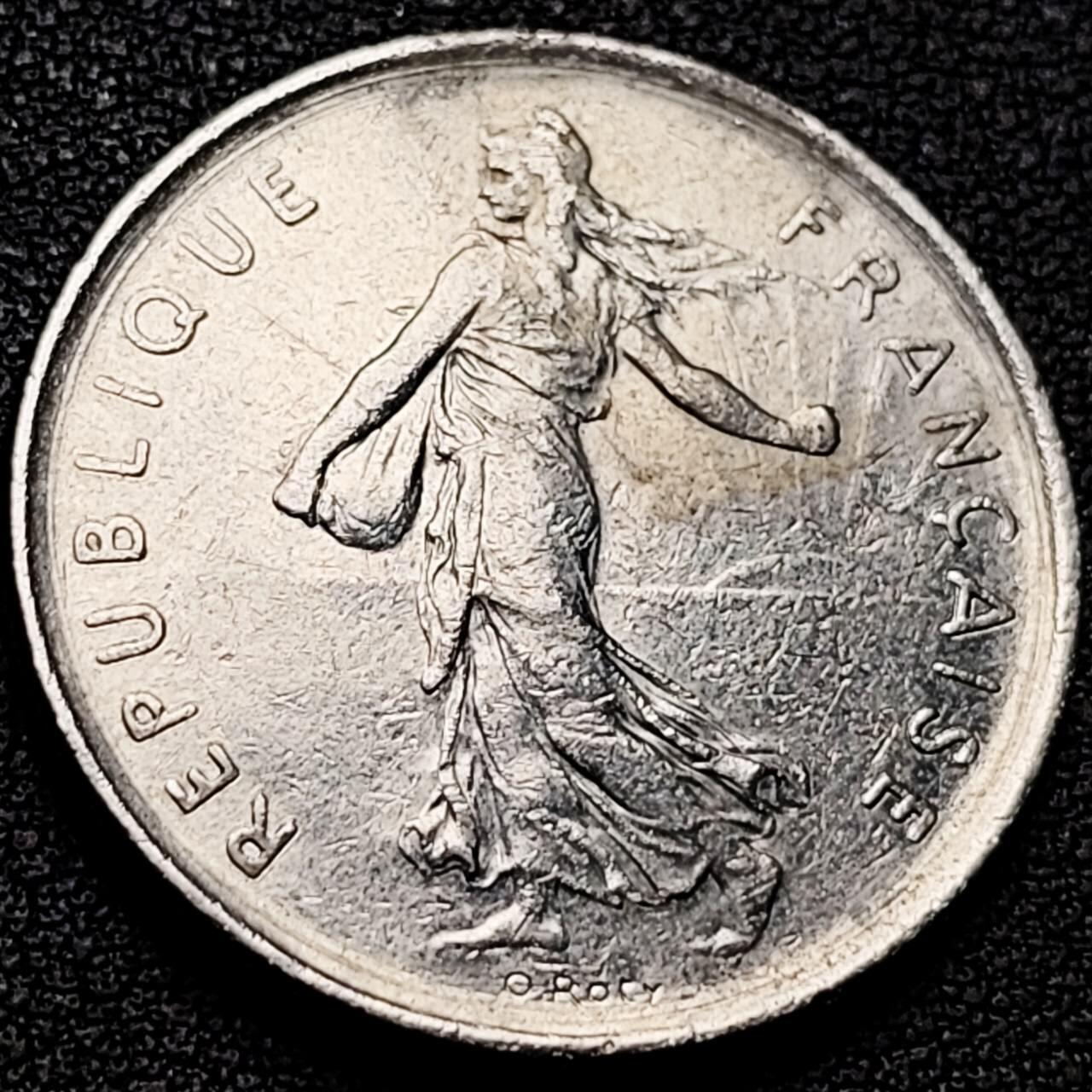 泉币菌-第207场-拍品多 请提前出价 。