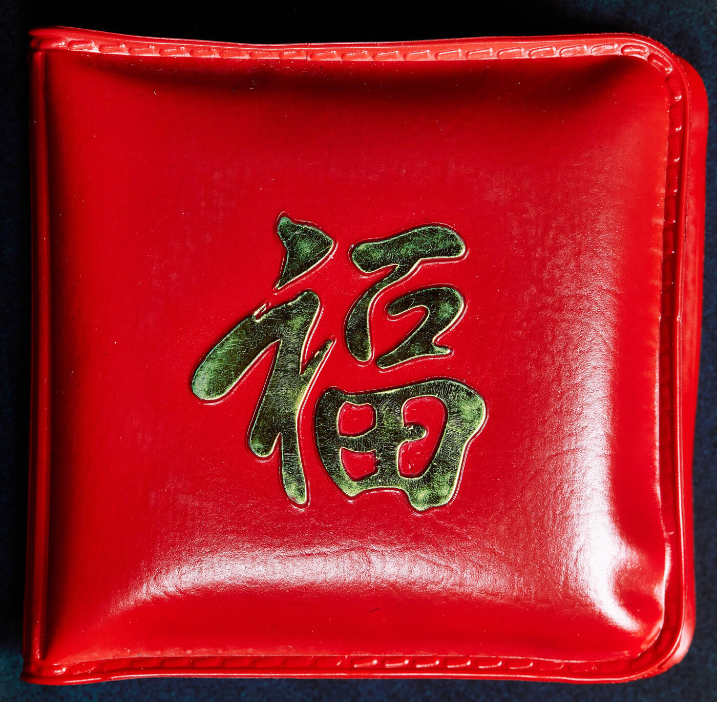 【俄甄集藏】2026年(049)03-18星期三 晚 19:30 全场包邮 新加坡1980年雷达10元类精制克朗型镍币，原包装