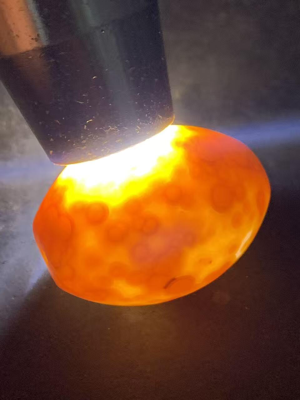 精美冰飘心天眼纹战国红玛瑙桶珠一颗！