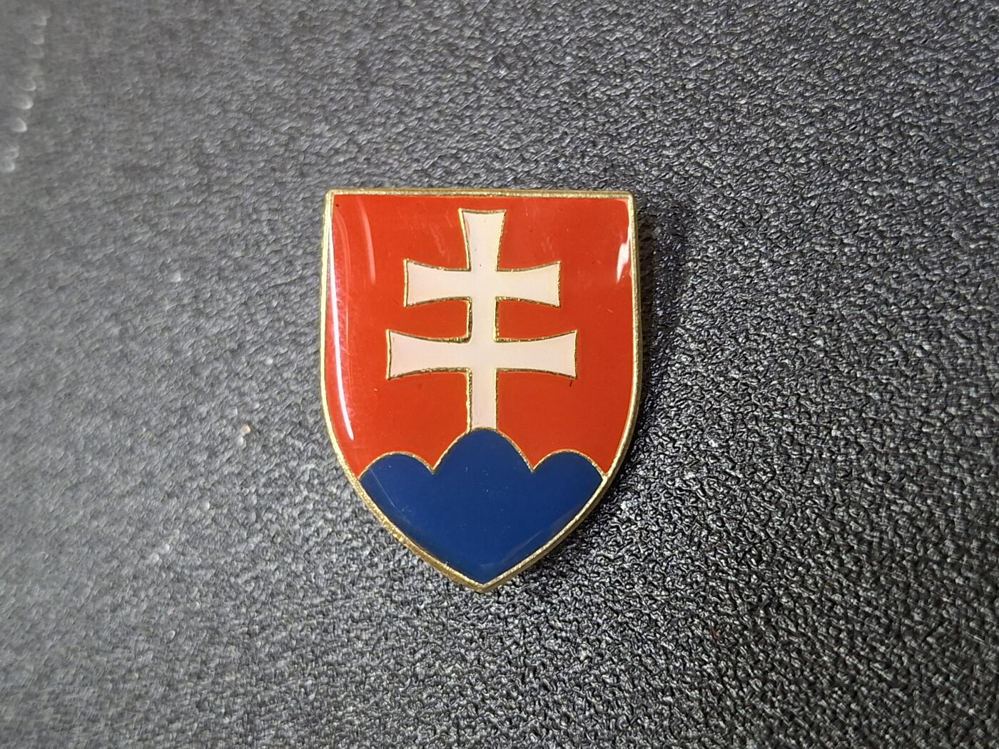 西秦中古拍卖第八十期  斯洛伐克国徽徽章