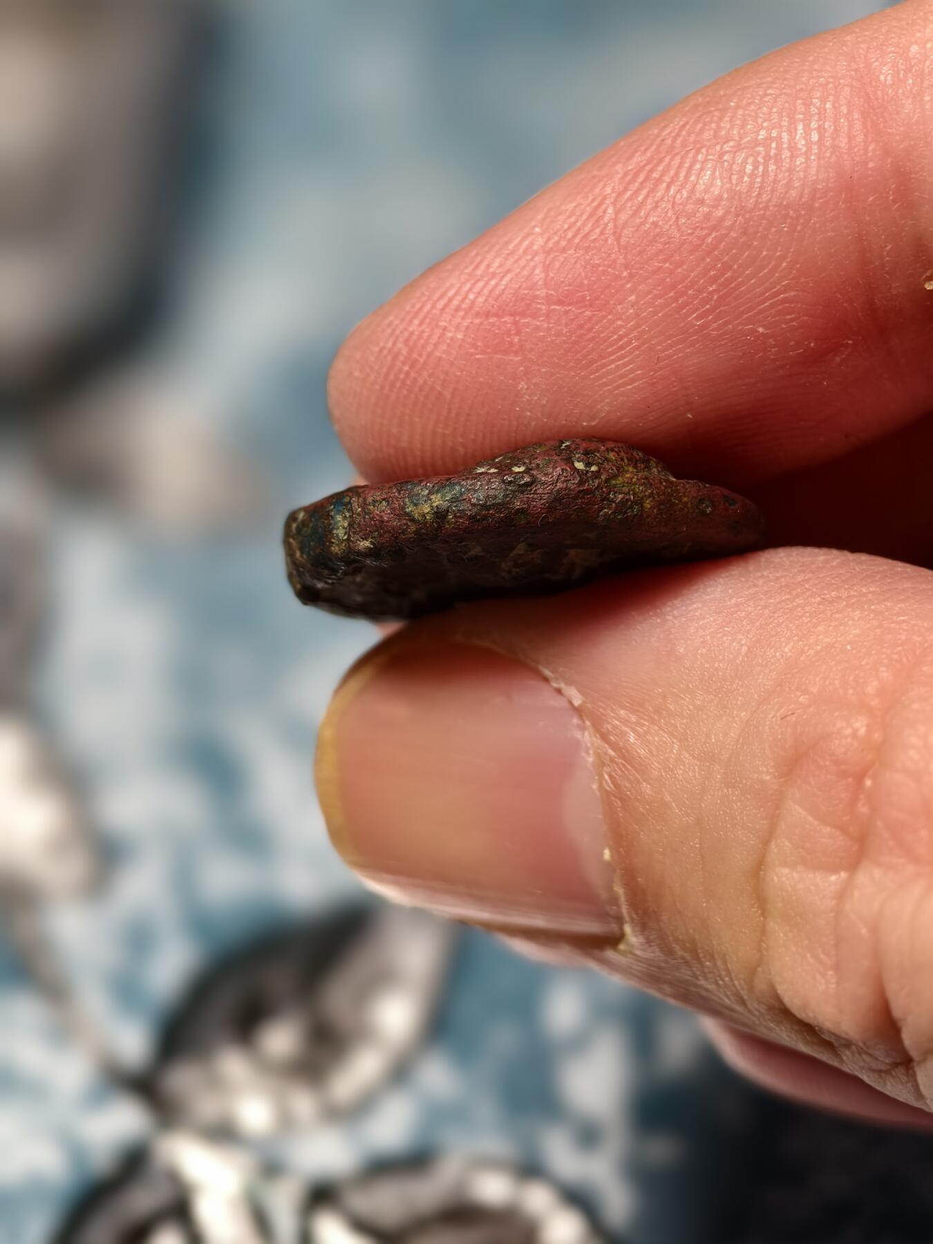 抚柳草堂-第十五期章牌钱币  奖章勋章限时免佣 满百包邮 放漏专场 公元1世纪末至2世纪初 贵霜王朝无名王索特·美加斯铜币（四德拉克马型）“无名王”索特·美加斯是贵霜帝国早期的重要君主，他统一了中亚各部，为后来贵霜帝国的鼎盛奠定了基础。这枚钱币上的希腊化风格头像与中亚王徽，正是贵霜文化融合东西方元素的生动体现 