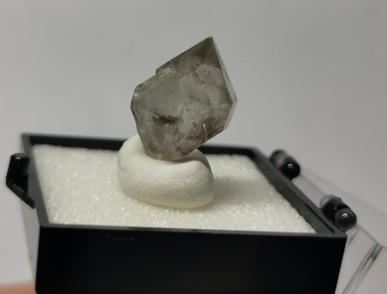 七河·藏家水晶矿标化石小拍（总第41期） 藏家出品 X735 云贵闪灵水晶原石 盒子矿