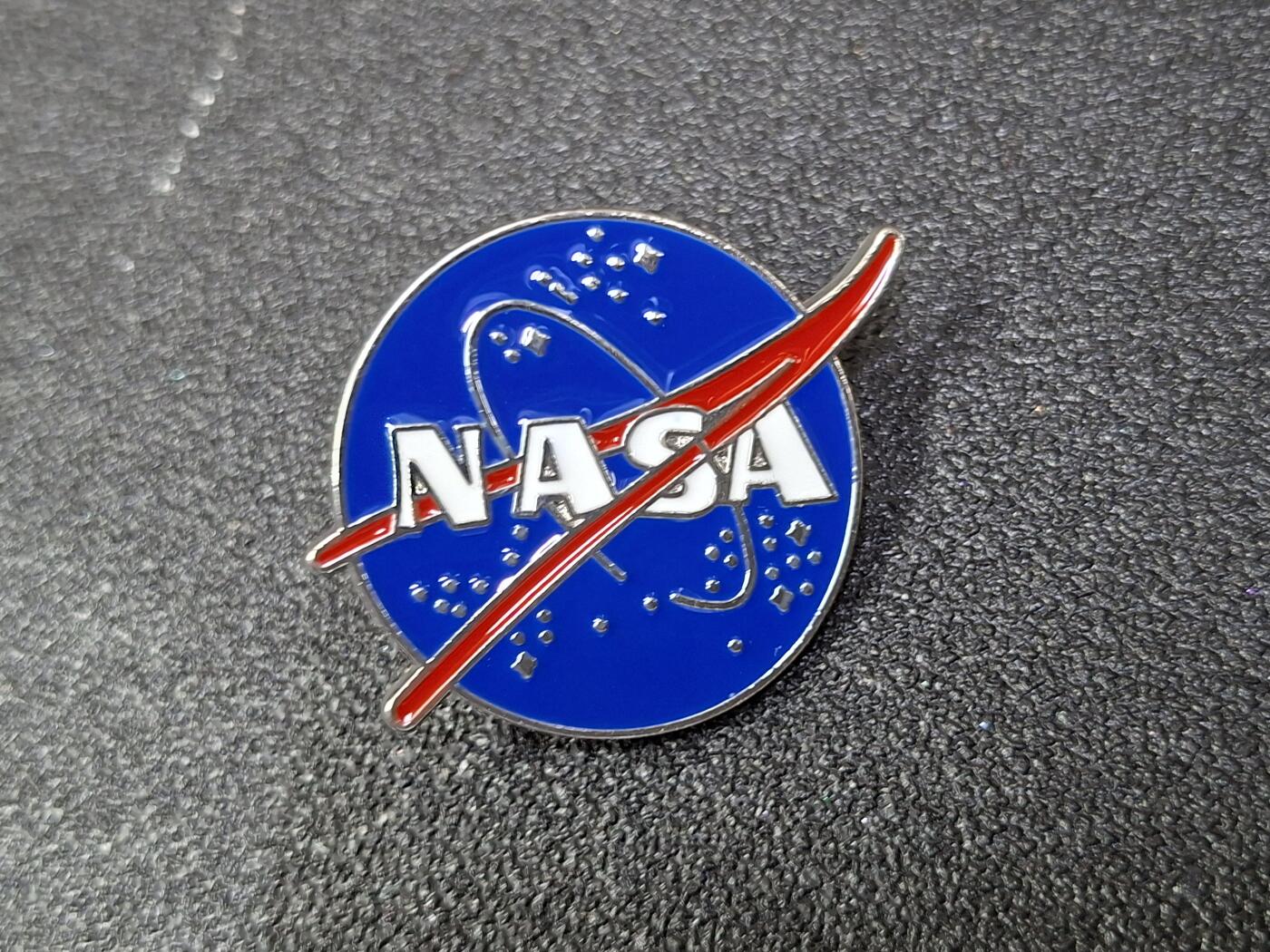 西秦中古拍卖第八十期  美国nasa宇航纪念章