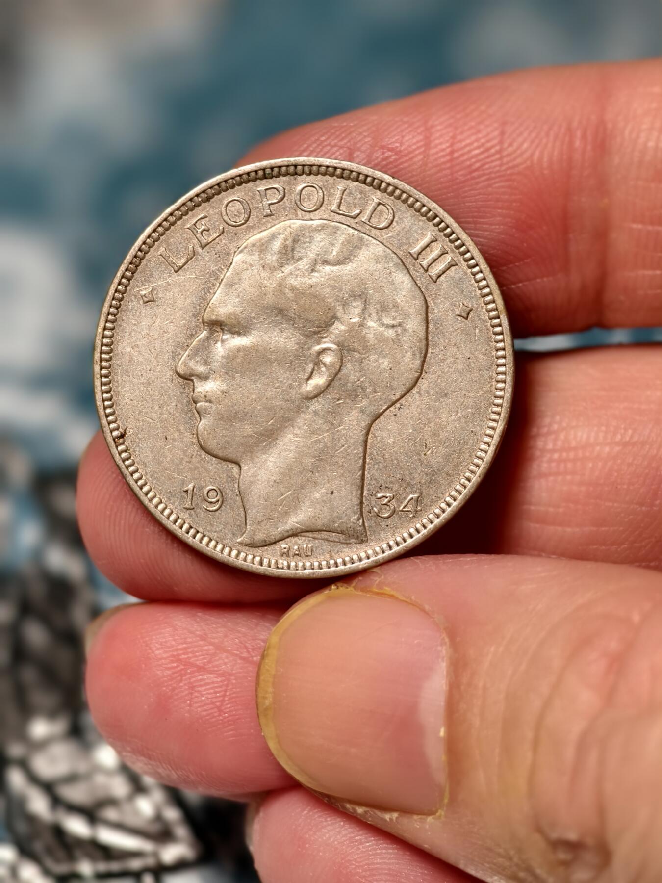 抚柳草堂-第十五期章牌钱币  奖章勋章限时免佣 满百包邮 放漏专场 1934比利时王国阿尔贝一世20法郎银币 重10.9g 美品带底光