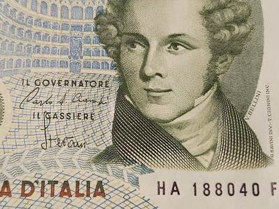 3月10号晚上8点 外国纸币自动截拍第36场 - 全新UNC 意大利5000里拉 1984年版 伏特 C-S 首签名1