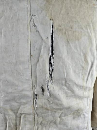 0元起拍勋章 第338期 咸鱼国勋章拍卖专场 3月15日（周日）下午6：00开始 明治时期 海军文官夏服上衣，兜被拆了，可自行缝上 领围42 肩宽42 胸围96 衣长65 袖长50