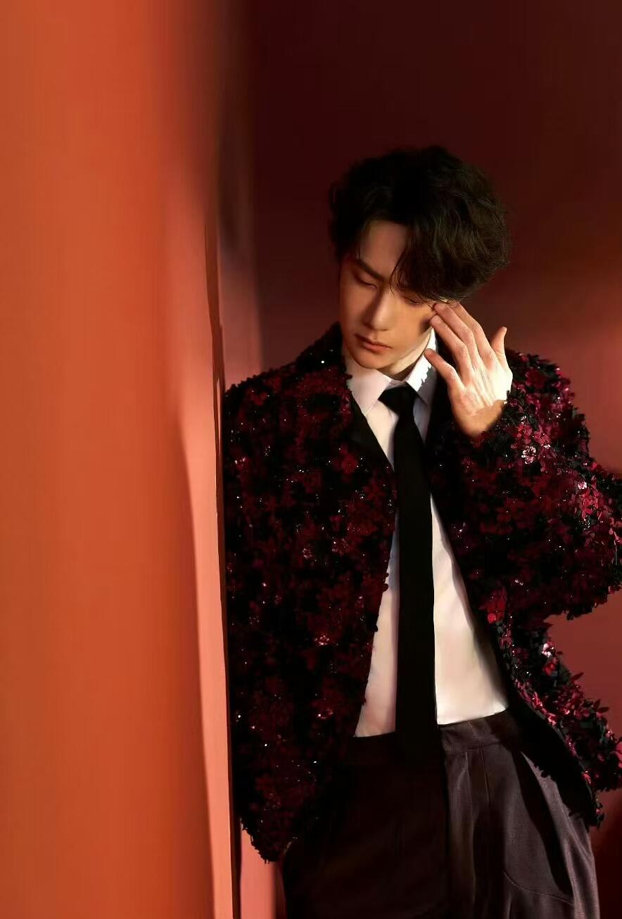 零元拍：2026总台马年春晚《闪耀动起来》新老舞王郭富城，王一博联袂双签中央广播电视总台✖️CMG看点✖️总台文创联合出品CMG“五福临门”！