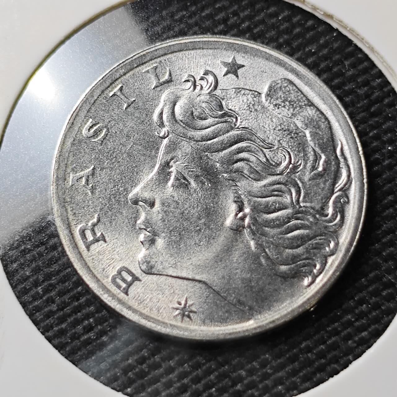 KK钱币收藏小铺   第405期 2月预留时间 周末发货  巴西5分农粮纪念币