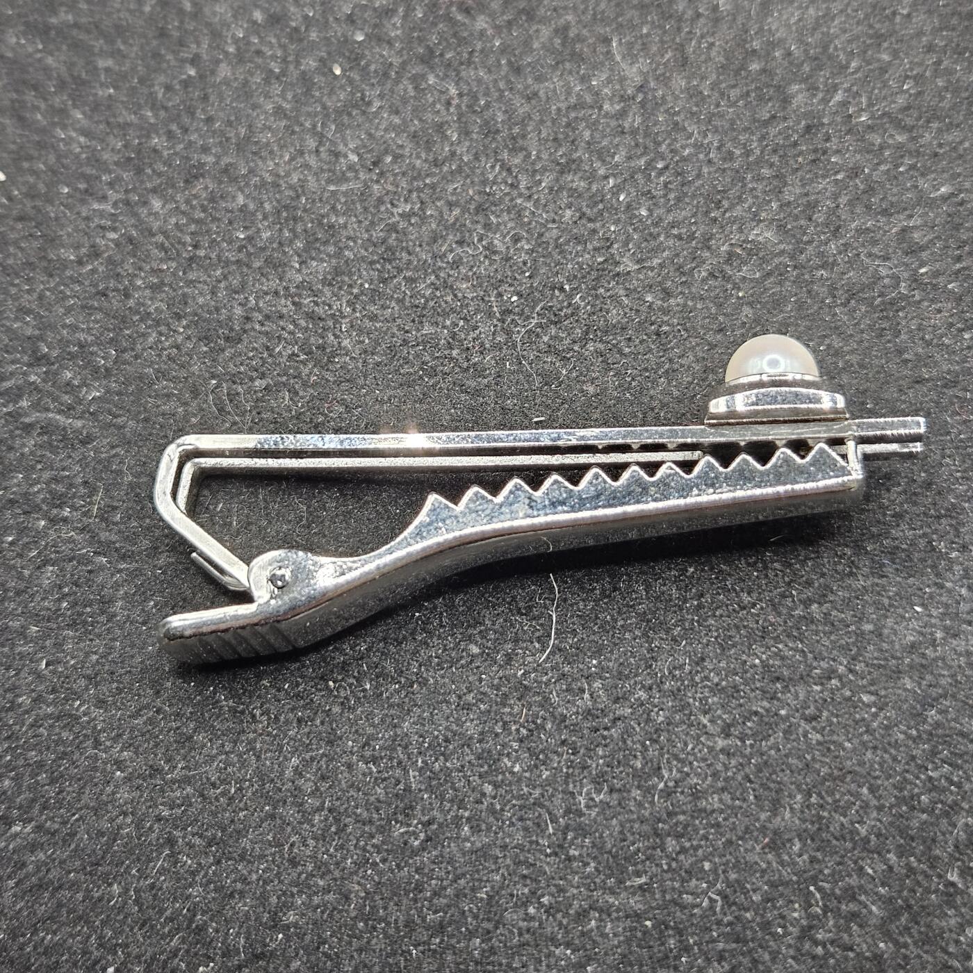 0元起拍勋章 第338期 咸鱼国勋章拍卖专场 3月15日（周日）下午6：00开始 日本中古领带夹