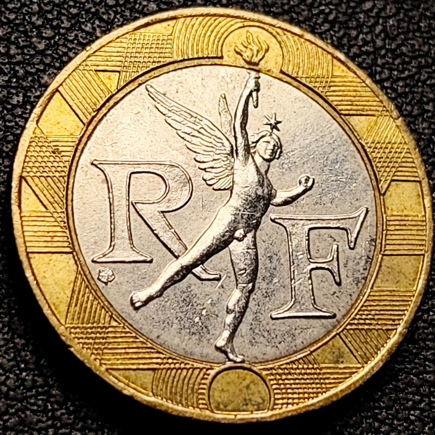 泉币菌-第208场-拍品多 请提前出价 。