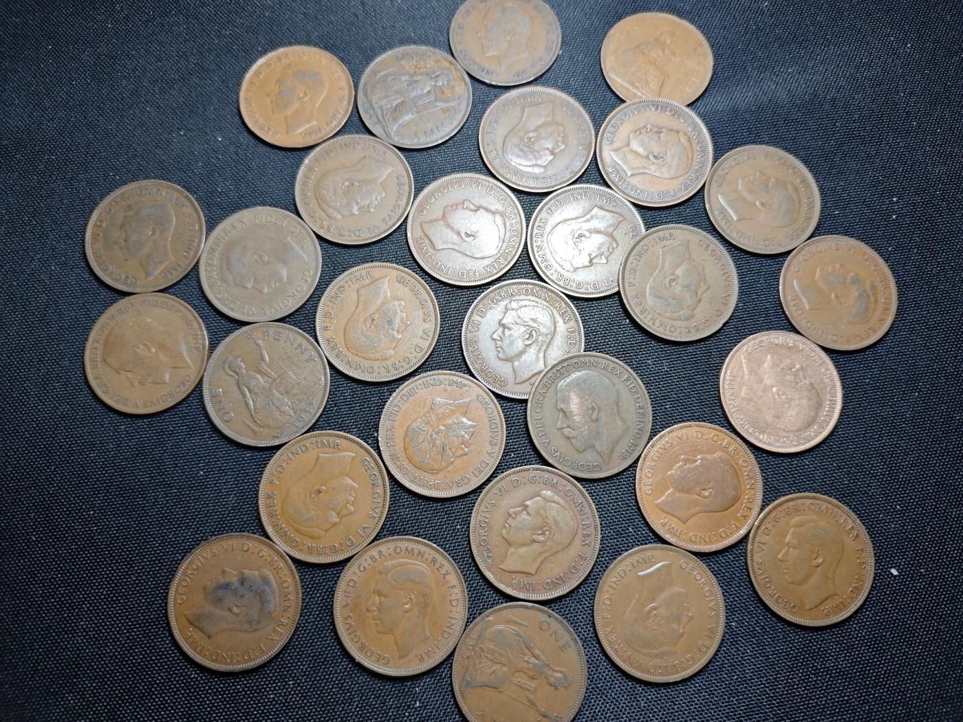 KK钱币收藏小铺   套币 批量/好品散币专场 2月预留时间 周末发货  英国乔六1便士铜币 29枚一组