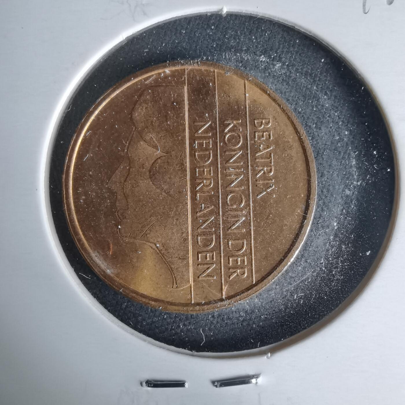 沼泽如烟--第1019场 荷兰1984年五分