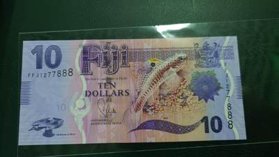 世界钱币～微拍第239期暨2026年第20期  部分尾货整理陆续低价起拍清仓 - 2013年斐济10元 无4豹子号888 全新绝品