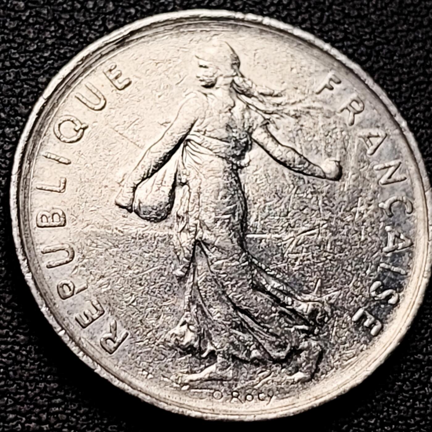 泉币菌-第208场-拍品多 请提前出价 。