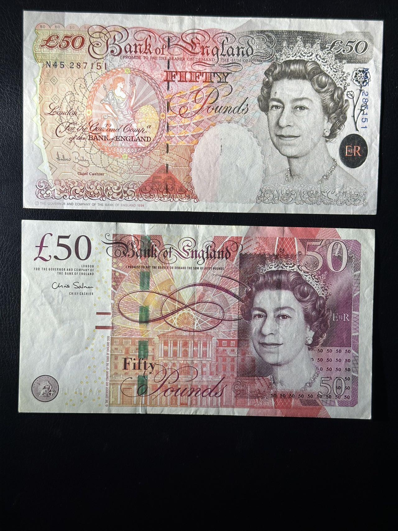丙午马年三月第二场 精品更新 英国2个版本50镑，最大面额！品相au。其中一张稀有AA无47！女王头像的绝唱。
