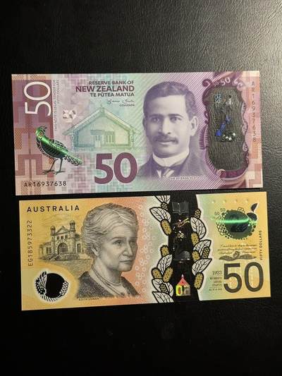 丙午马年三月第二场 精品更新 - 澳大利亚、新西兰50一组两张。品相unc-。塑料钞
