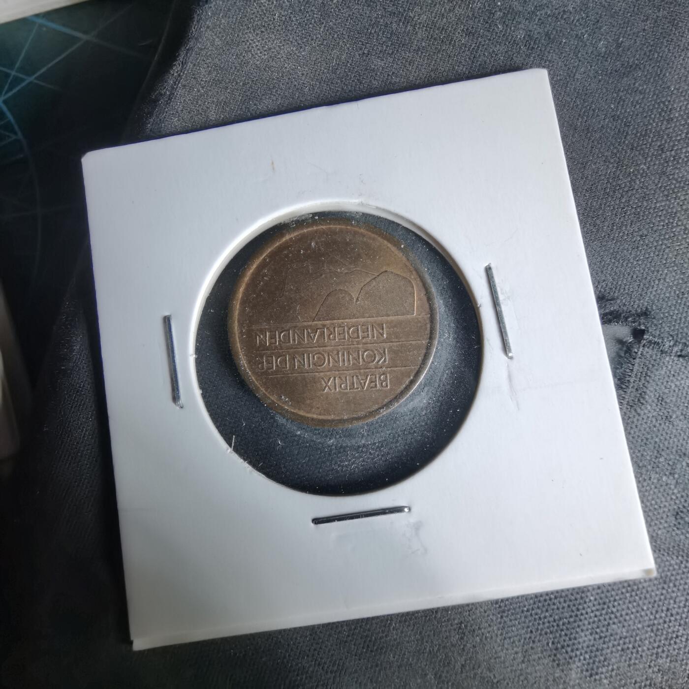 沼泽如烟--第1019场 荷兰1982年五分