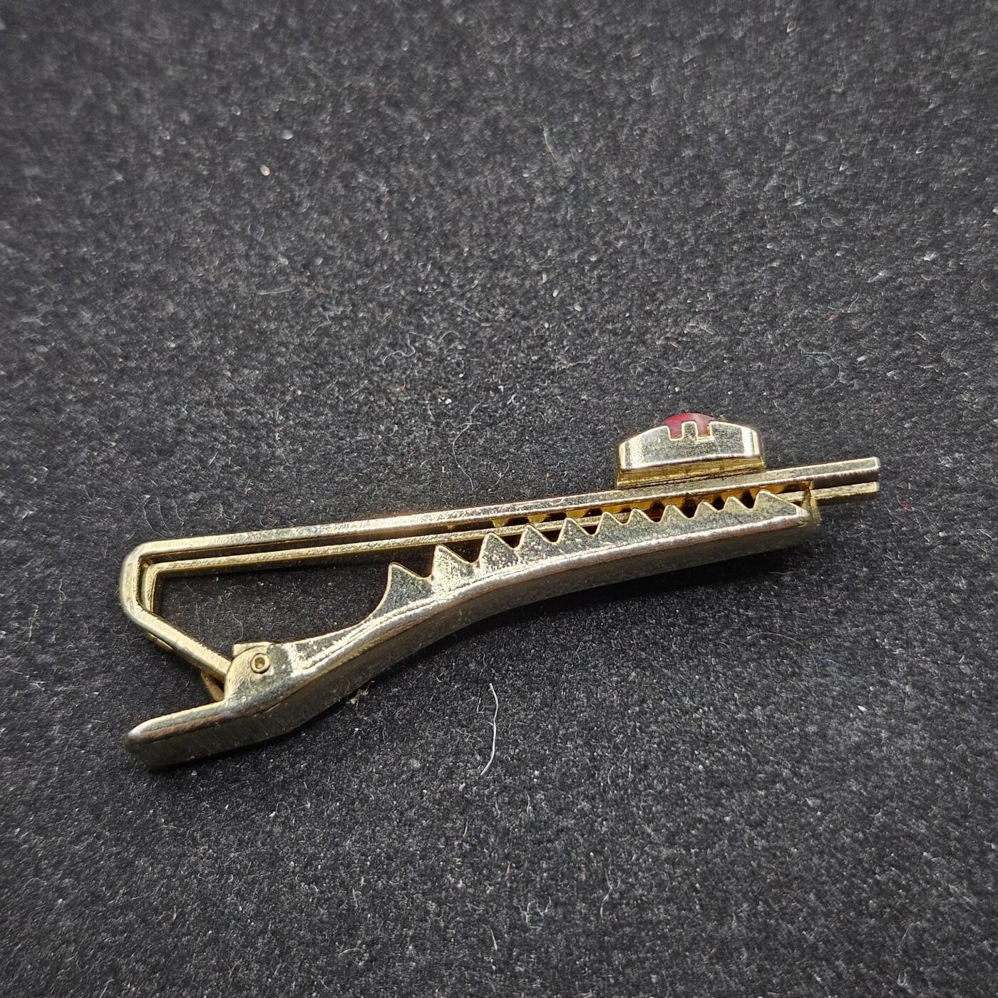 0元起拍勋章 第338期 咸鱼国勋章拍卖专场 3月15日（周日）下午6：00开始 日本中古领带夹