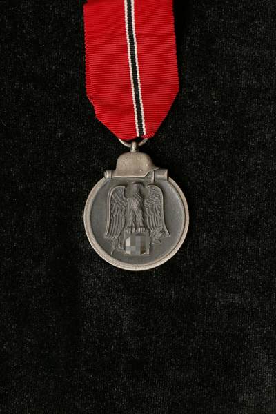 戎马世界章牌大赏第112期 德专场 - 东线作战奖章  环打15标