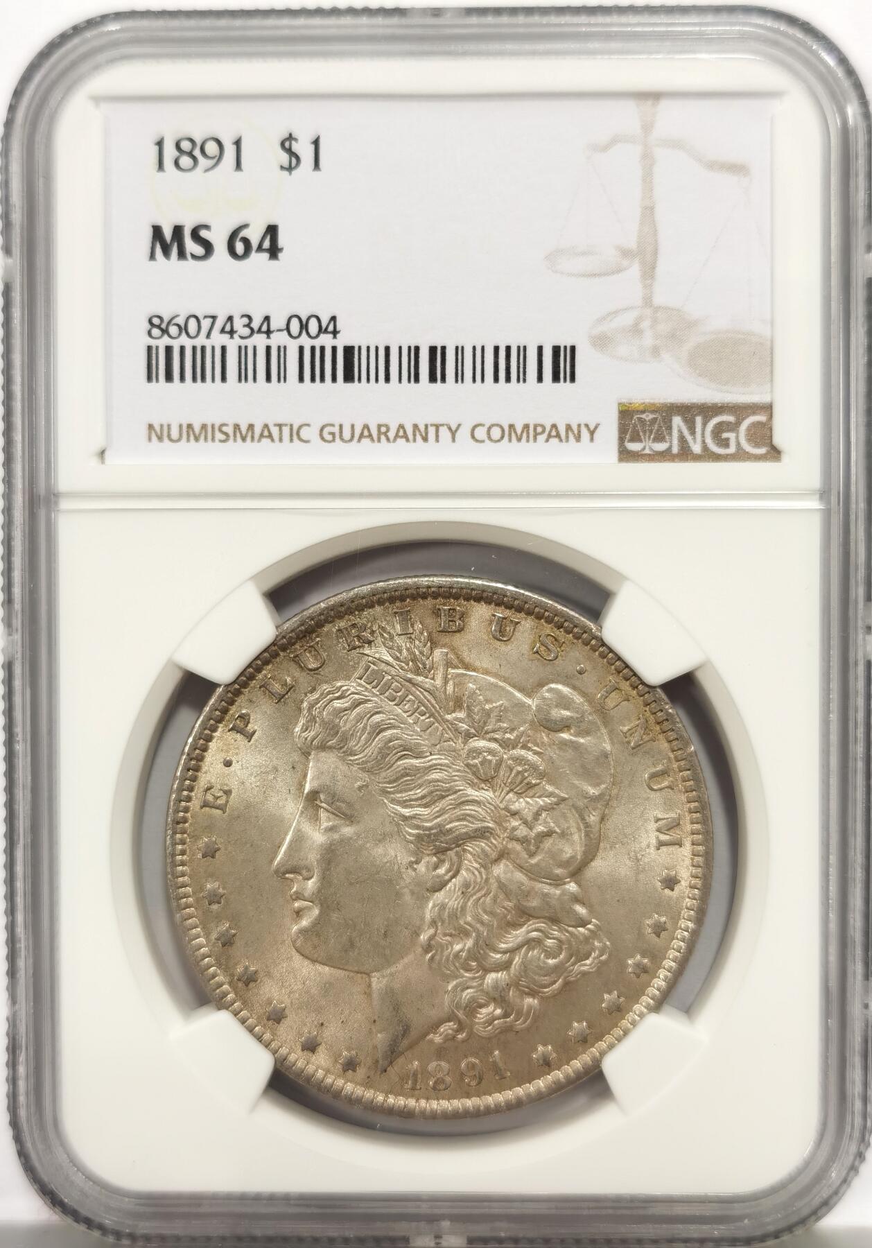 博洋堂世界钱币拍卖第164期（全场包邮） NGC MS64 美国1891 摩根银币 产于《谢尔曼白银采购法案》全面实施的第一年 此年份因不当储存和融毁 导致高分难寻 此分数为价格分水岭 评级数仅为63分约一半 此枚铸打精美 双面老黄油彩包浆 不可多得的藏品 NGC指导价为4310RMB