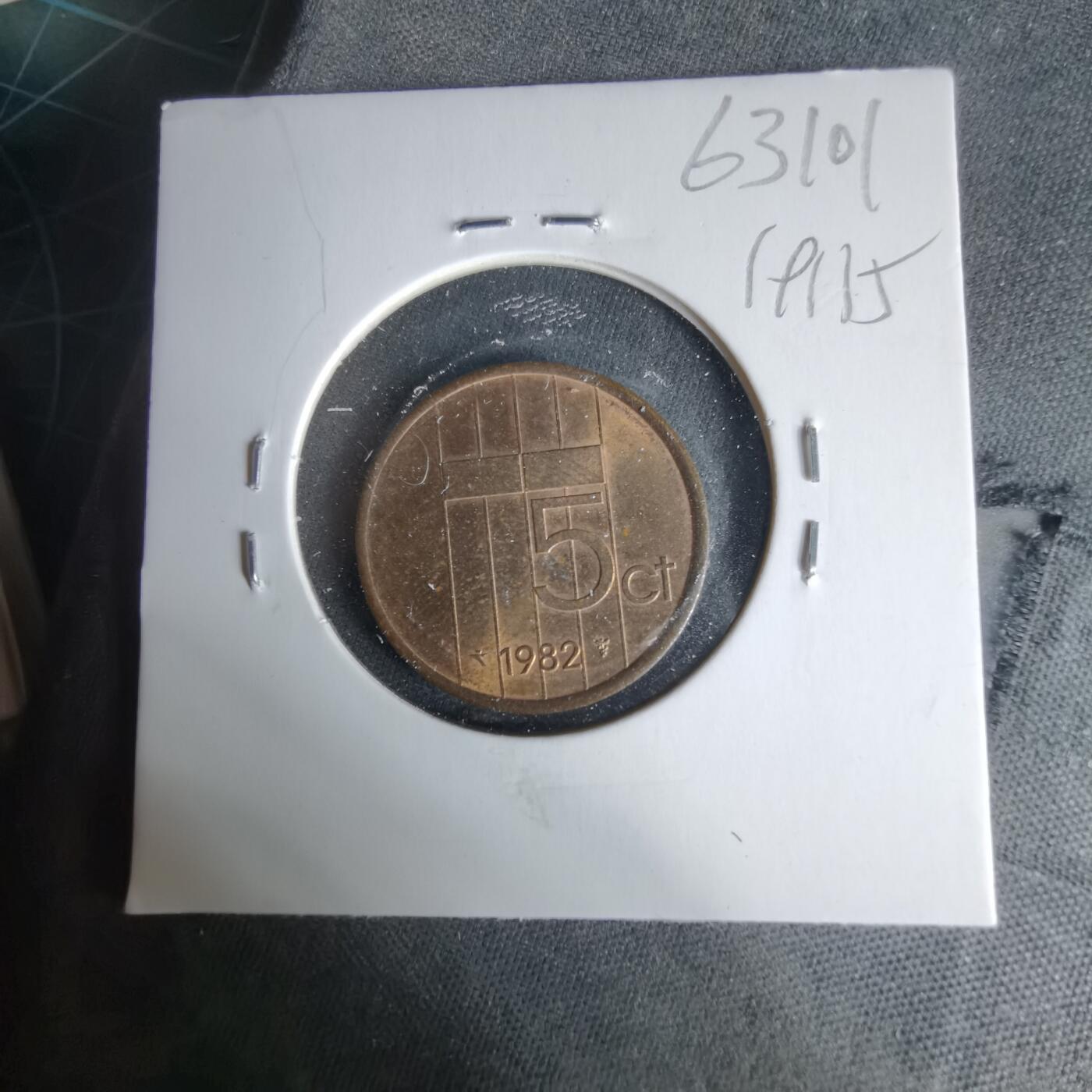 沼泽如烟--第1019场 荷兰1982年五分