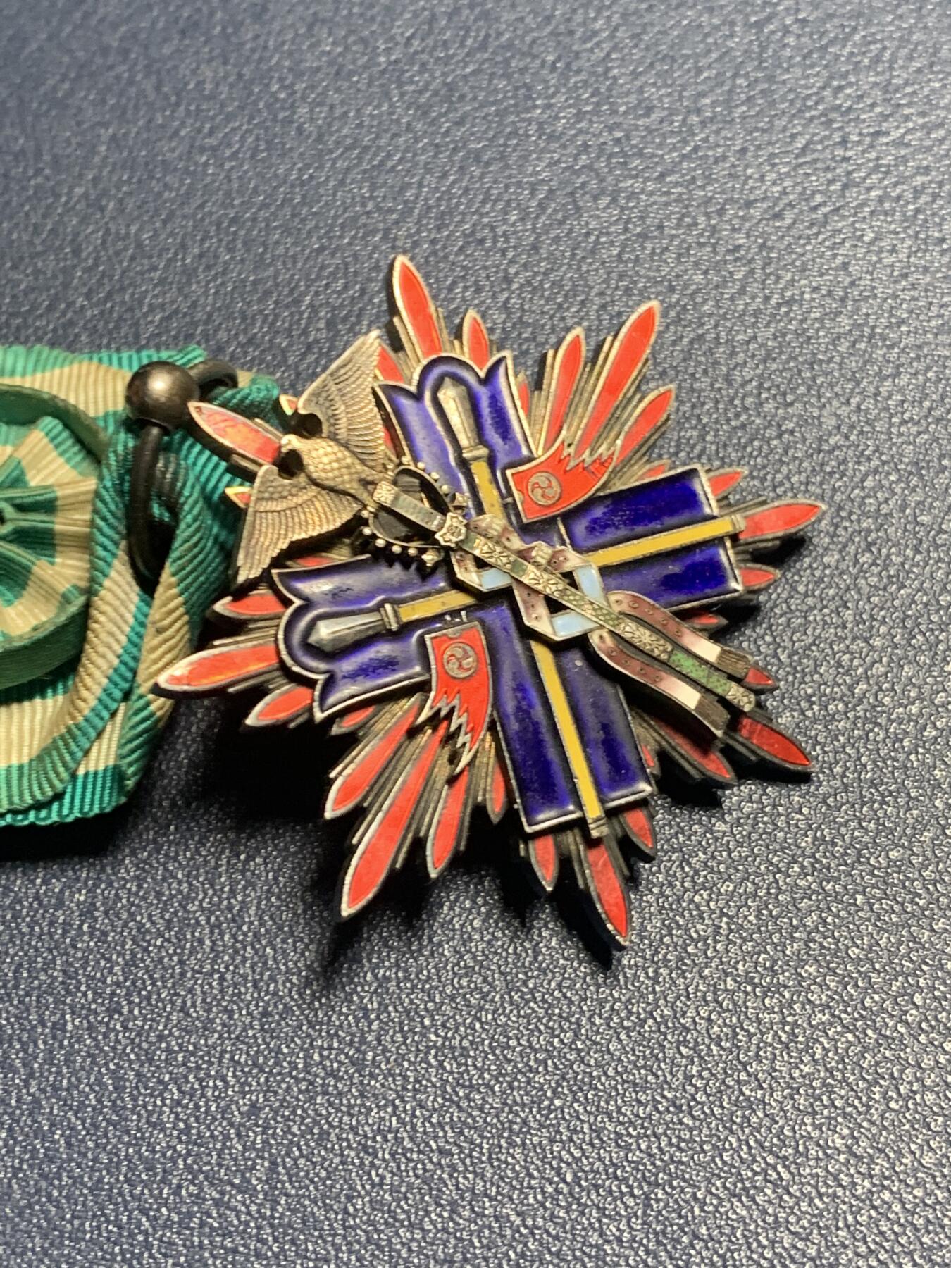 功四级金鵄勋章，4鸟章