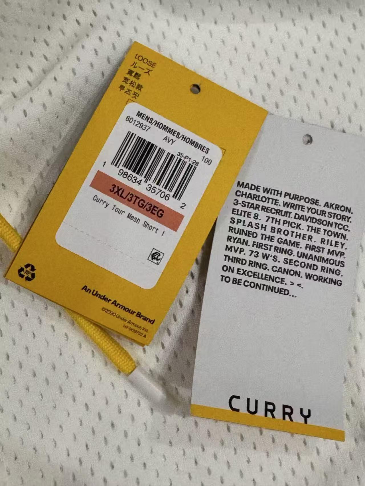 零元拍： 斯蒂芬·库里亲签"Game Used"亲穿UA安德玛库里迪攀系列篮球短裤，吊牌也在工作人员取下以后密封收好，以便收藏，签于UA CURRY品牌亚洲行重庆站！     