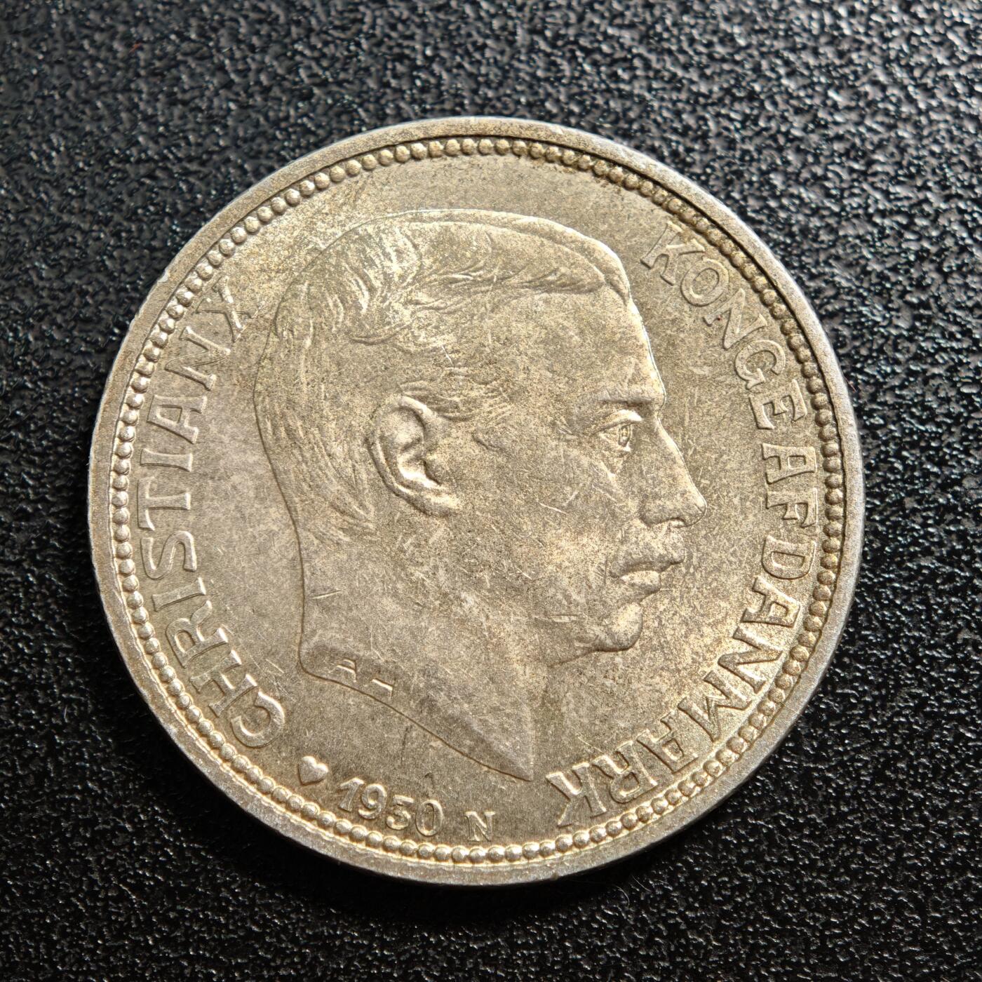 【德藏】世界币章拍卖第167期（拍品征集中~欢迎藏友联系） 1930年 丹麦克里斯蒂安十世2克朗银币 800银 直径约：29.8mm；重约：15g