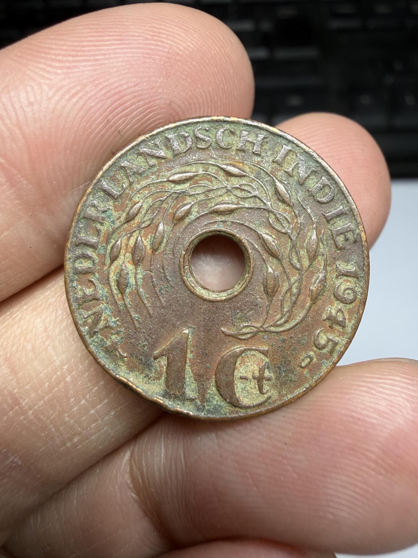 2026年集古藏今外币拍卖第三期-第2场—（总第312拍），可以寄存60天，满160元包邮。 1945年荷属一分