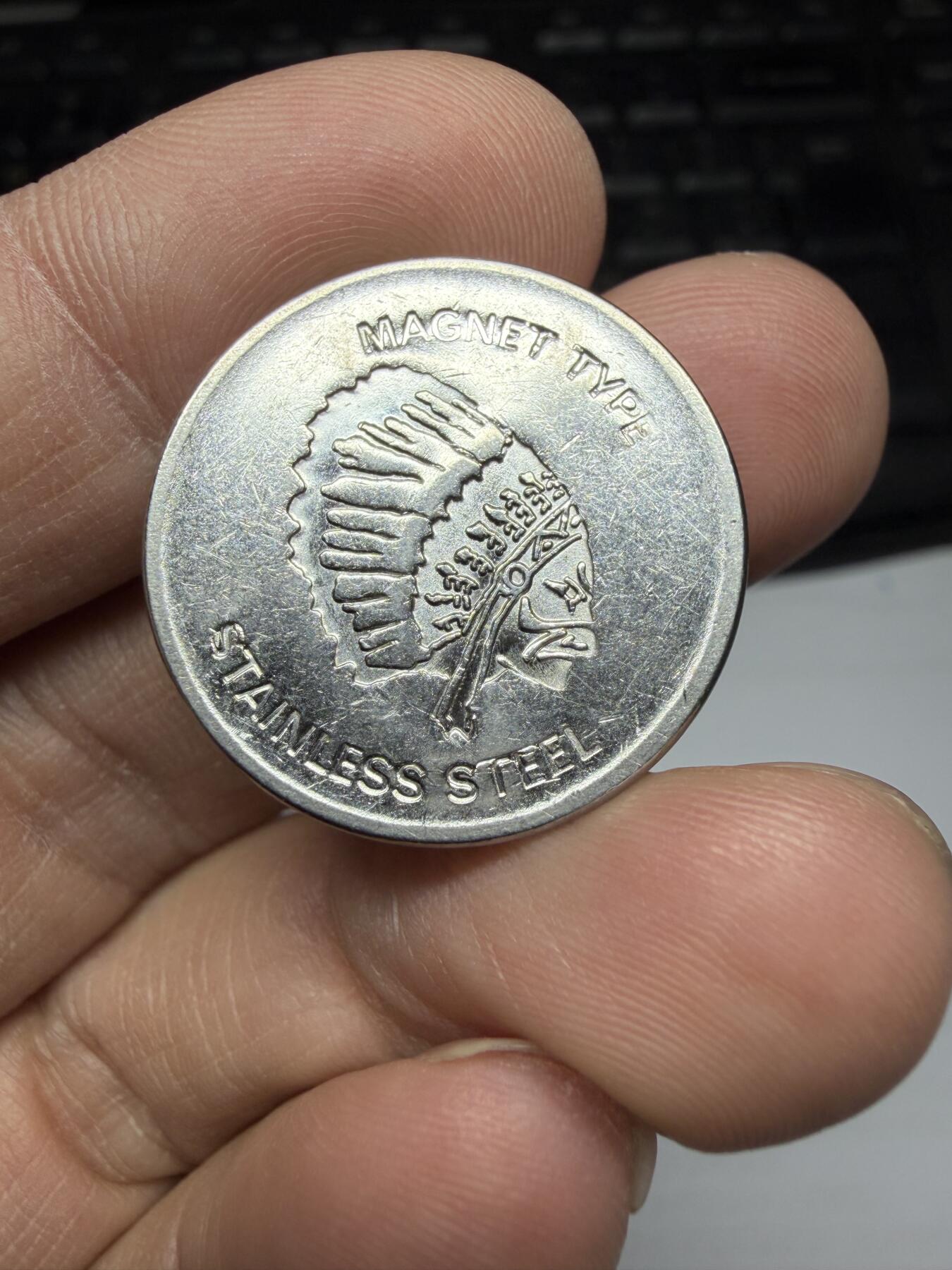 2026年集古藏今外币拍卖第三期-第2场—（总第312拍），可以寄存60天，满160元包邮。 双面人像游戏代币，直径24毫米